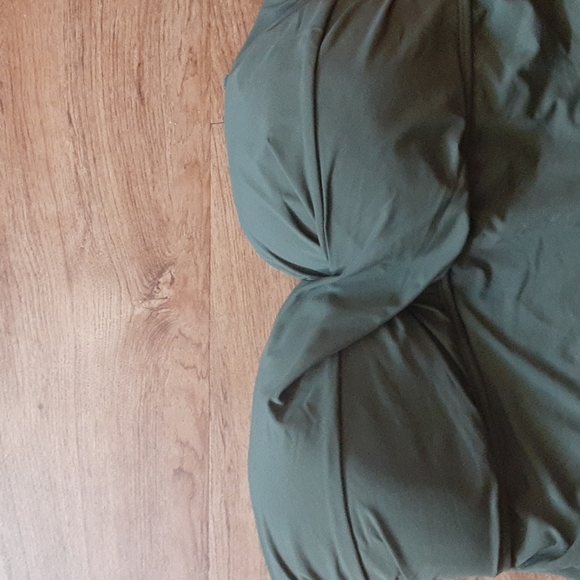 Hilor Green One Piece - Picture 3 of 10